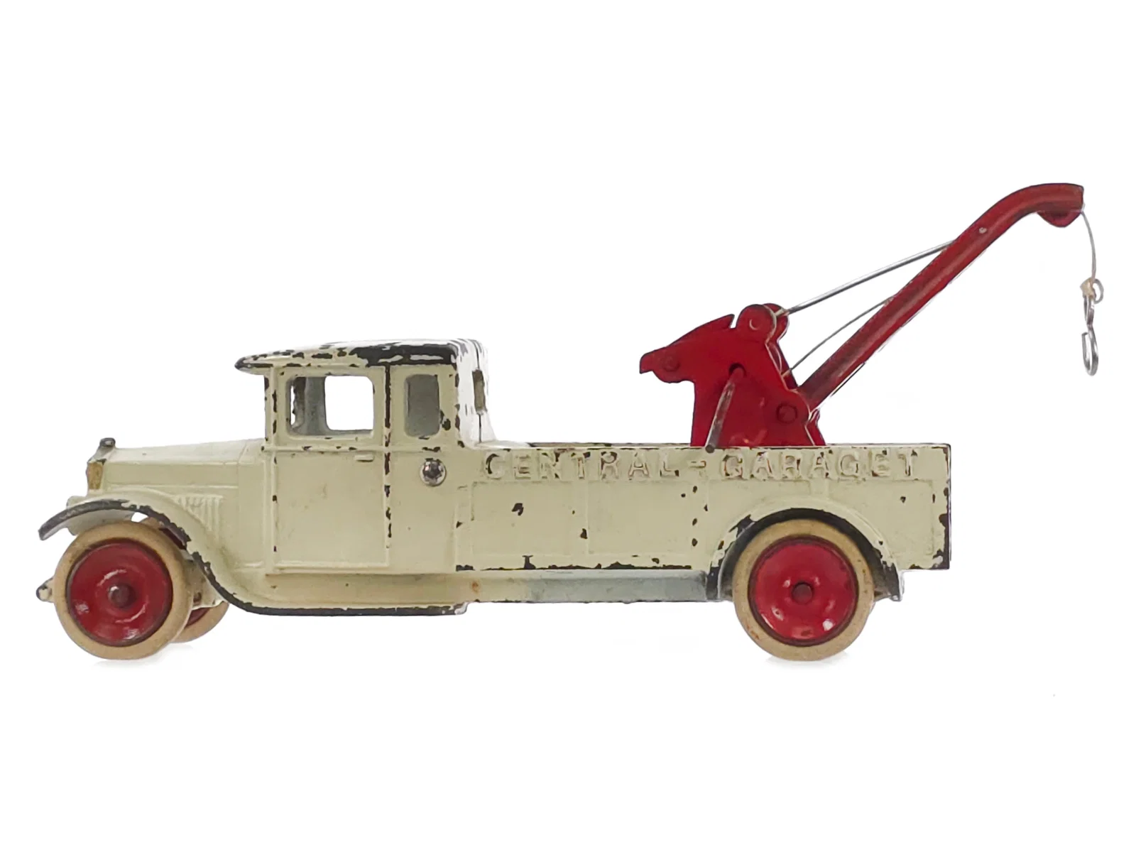 White SETO Cast Iron Tow Truck