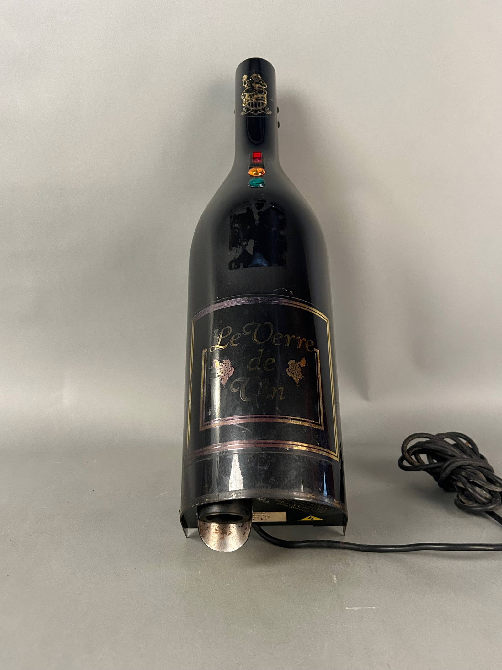 Wine and Champagne Preserver Bottle-Good News Cafe