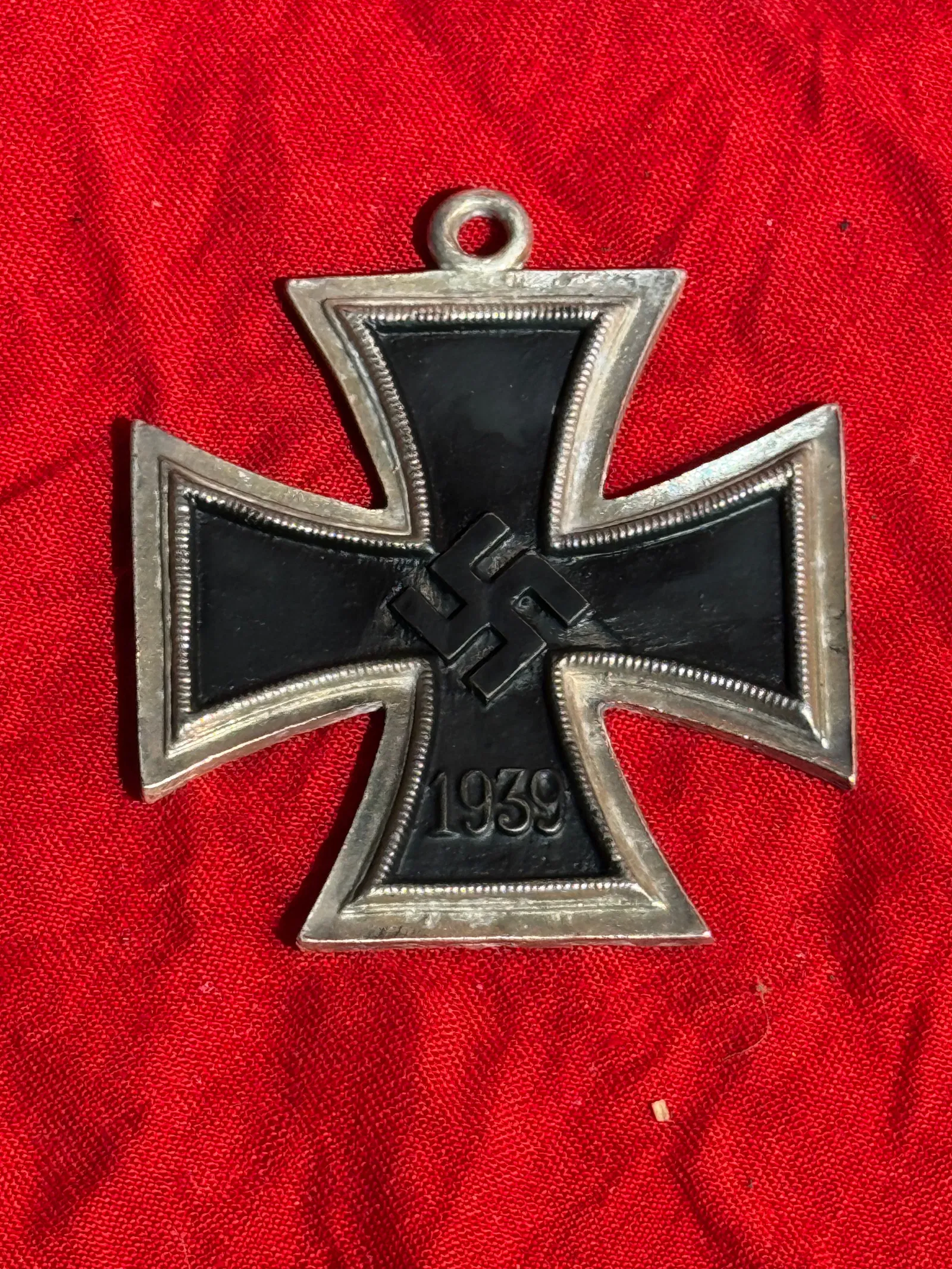 WW2 German Iron Cross, Second Class (Eisernes Kreuz II. Klasse), Nazi Germany, 1939