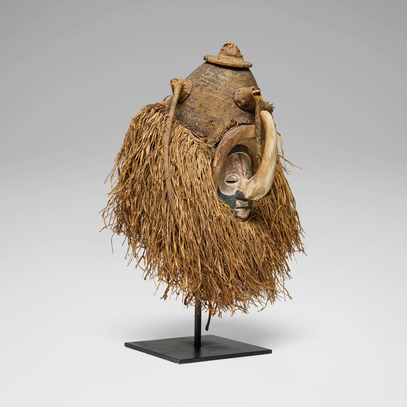 Yaka (Bayaka), Ndeemba dance mask