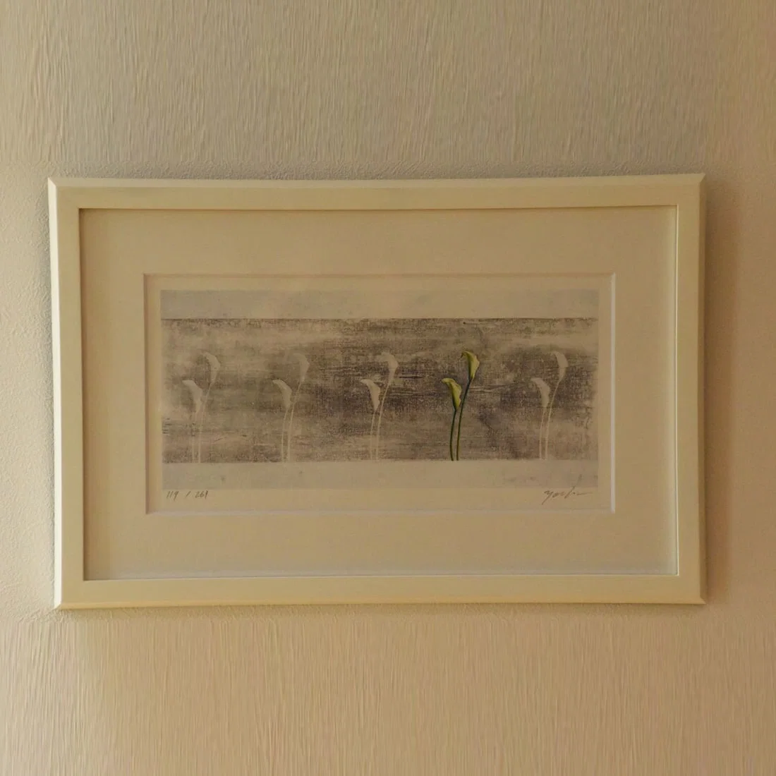 YasujirO Ozu, mounting lithographs