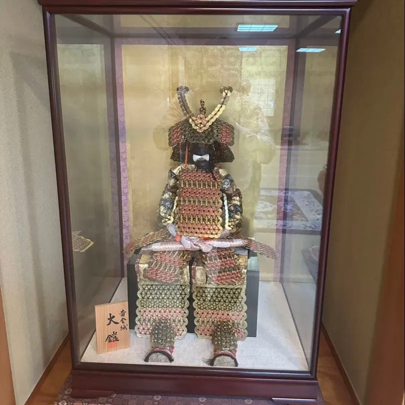 Yoroi (Great Armor) – Traditional Metal Decorative Piece